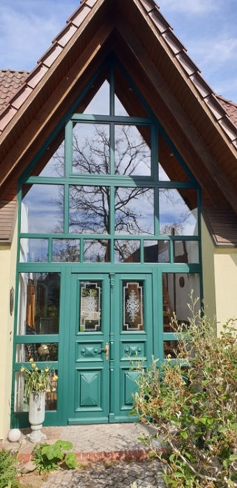 Schwierige Fensterreinigung, Profi gefragt. Schwierige Fensterreinigung, Profi gefragt.